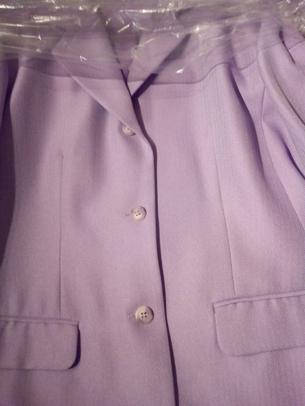 Tailleur jupe taille 42 couleur parme Vêtements