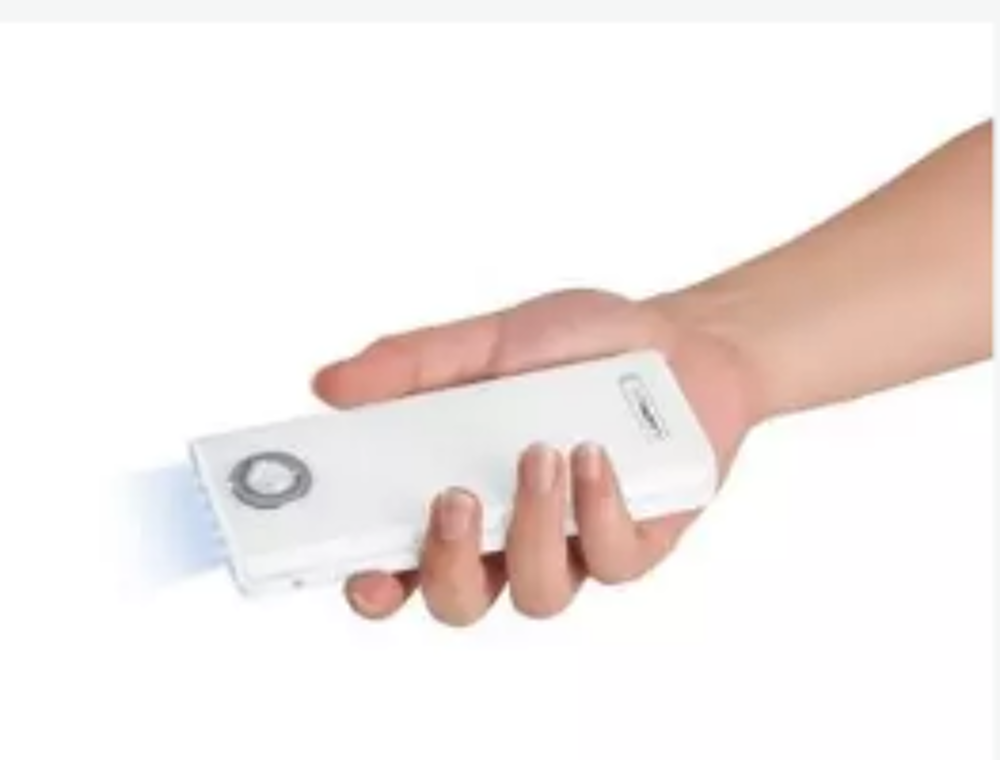 lampe de poche/d&eacute;tecteur de pr&eacute;sence LIVARNOLUX Bricolage