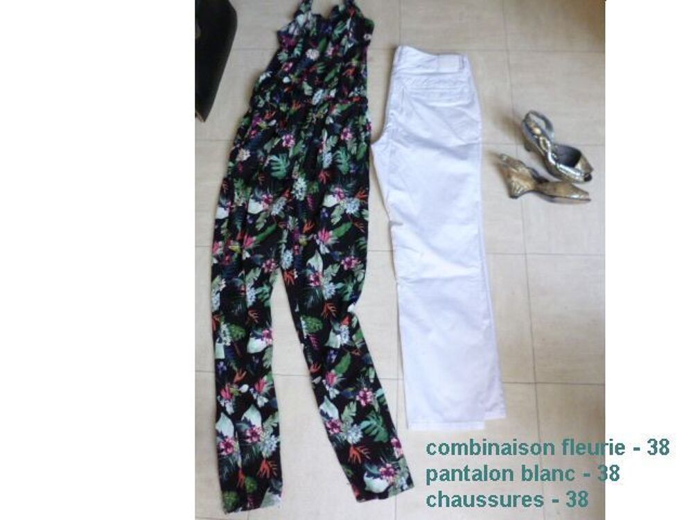 Combinaison fleurie, pantalon blanc , chaussures - 38 - Vêtements