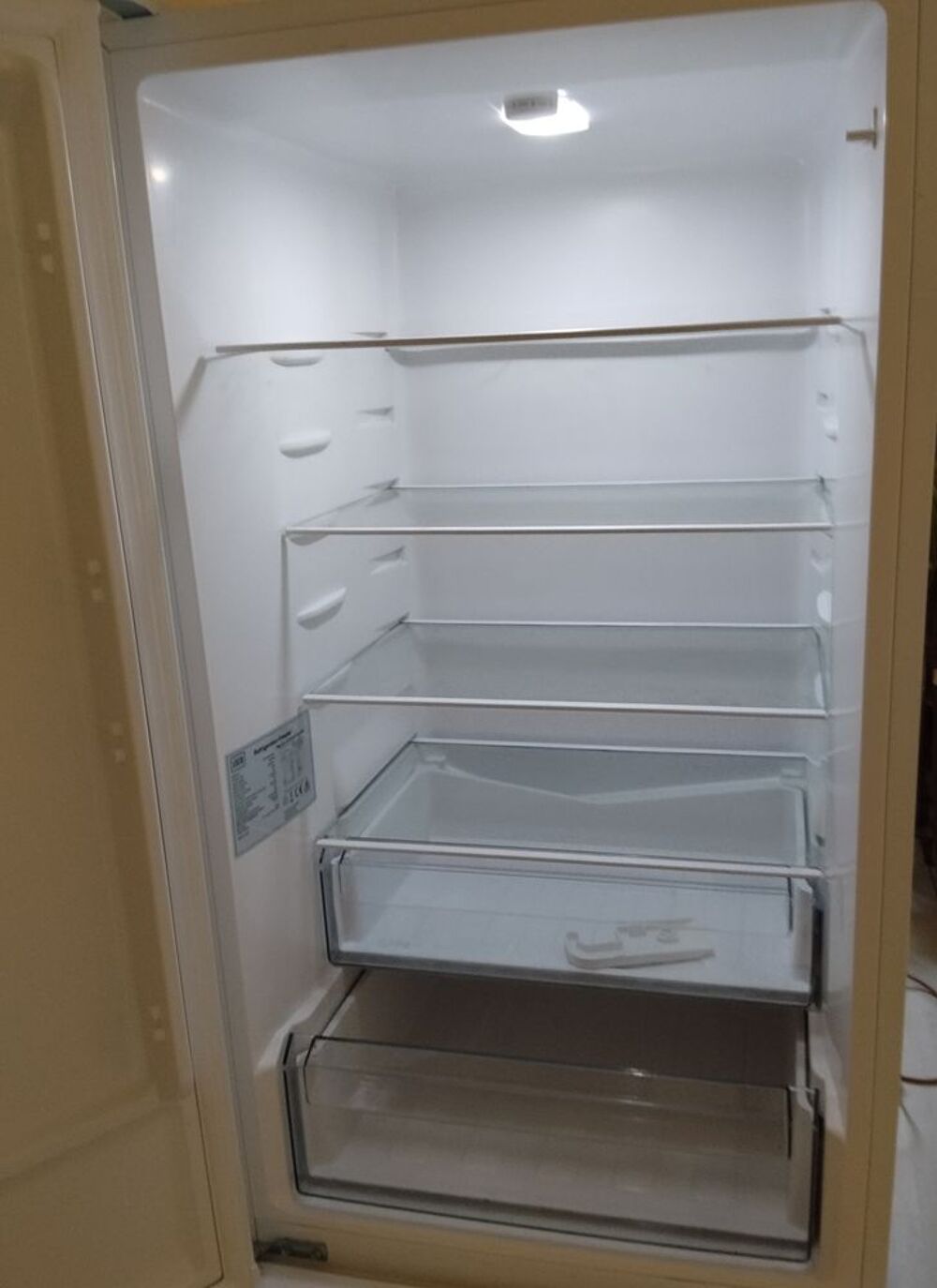 R&eacute;frig&eacute;rateur cong&eacute;lateur Electroménager