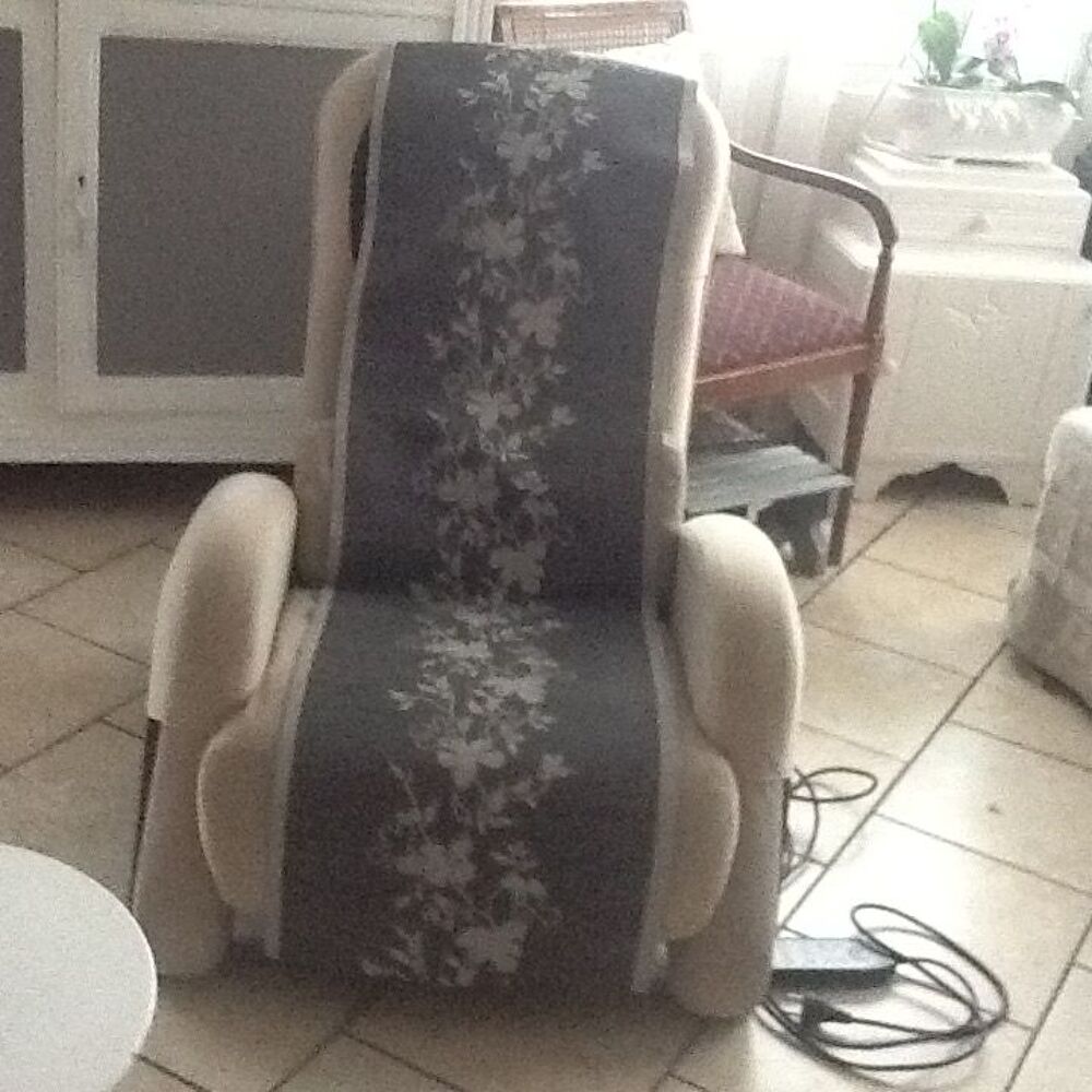 fauteuil &eacute;lectrique. Massant Meubles