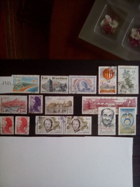 Timbres France 1983 , 1984 , 1985 1 Bersée (59)