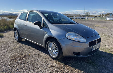 Fiat punto Grand , 142 000km, Distribution neuve, R