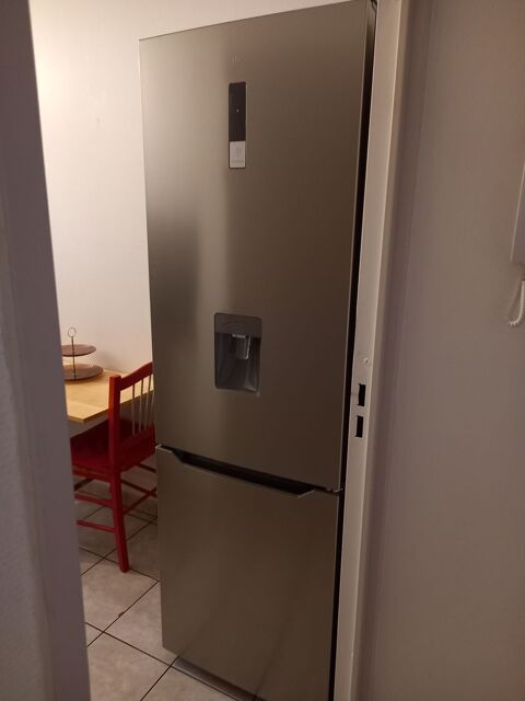 frigidaire-cong�lateur 250 Amiens (80)