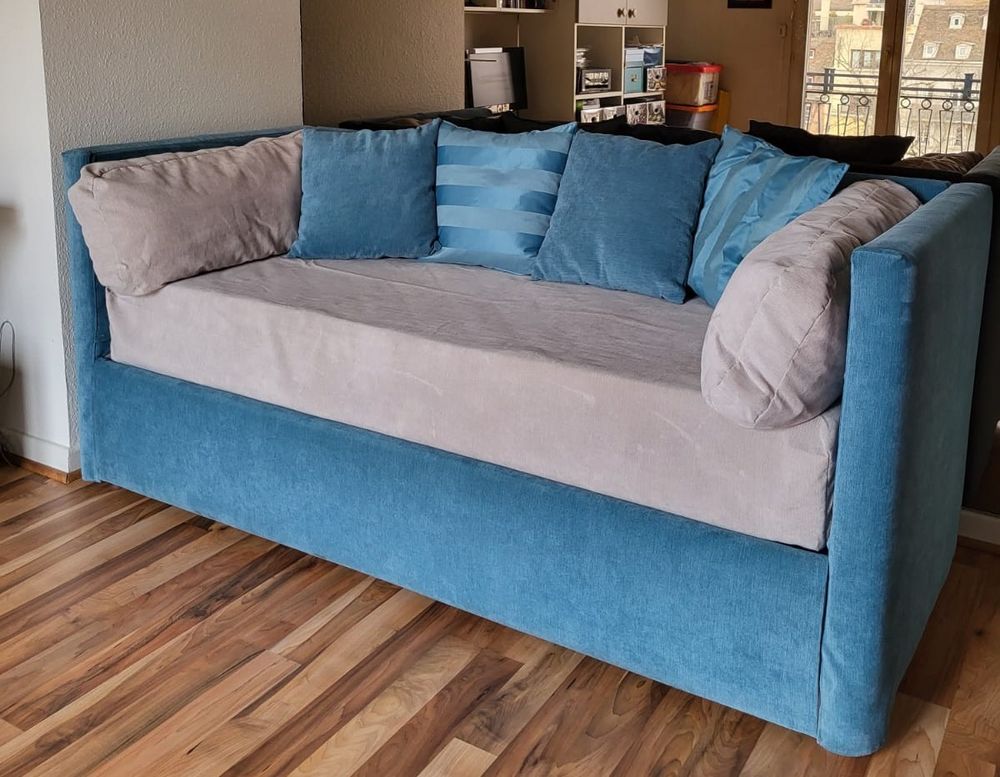 Beau lit canap&eacute; une personne + un lit d'appoint Meubles