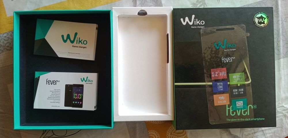 Wiko FEVER 16GB Téléphones et tablettes