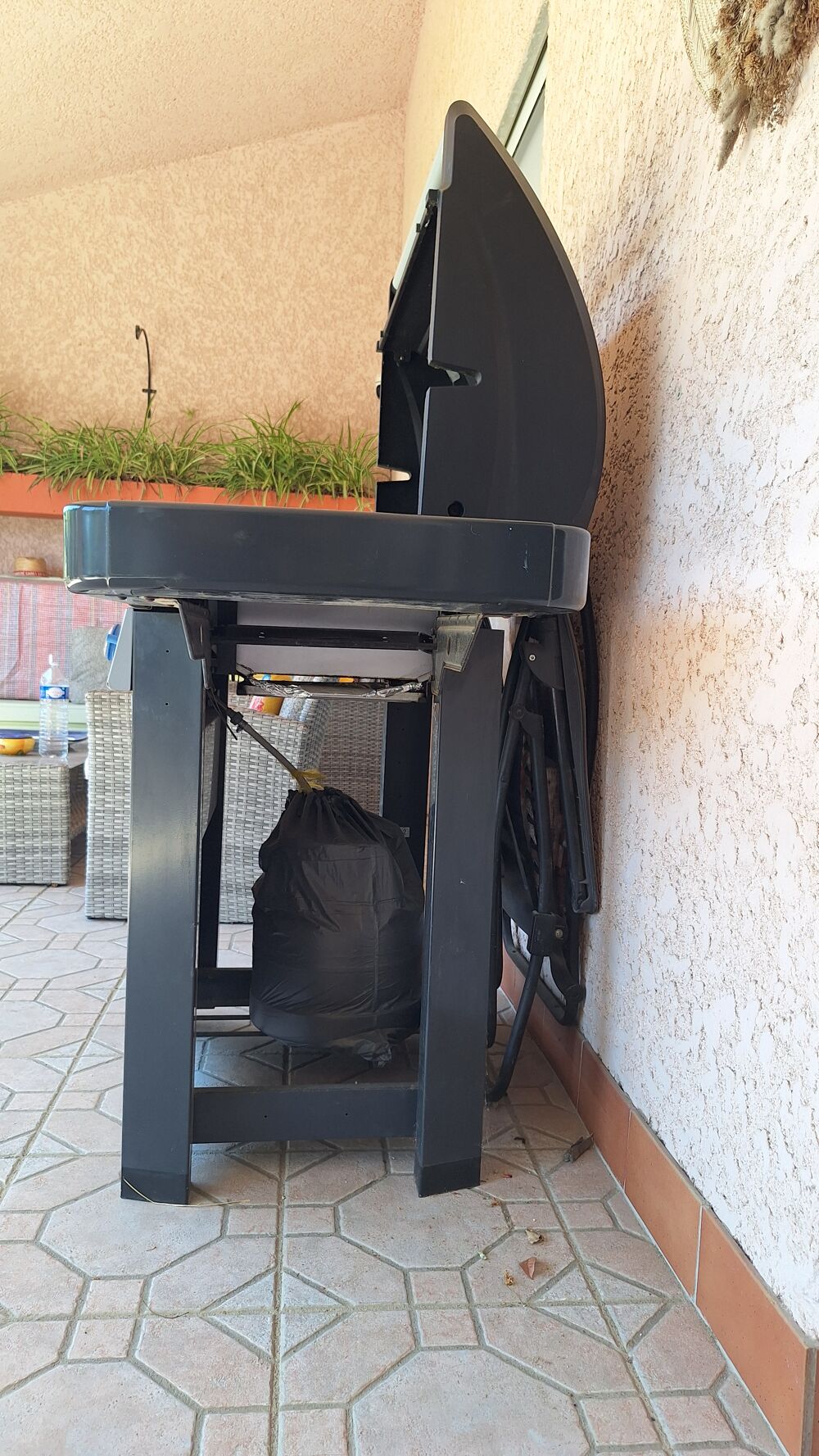 Barbecue avec plancha marque camping gaz Electroménager