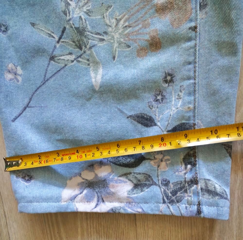 Jeans Buggy d&eacute;contract&eacute;s, imprim&eacute; floral T 44 Vêtements