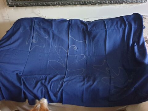 Tte de lit bleu neuve ou tenture murale, nappe... 10 Mouxy (73)