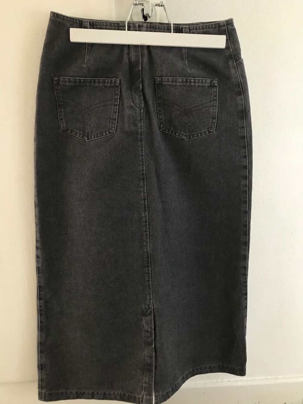 JUPE JEAN NEUVE Vêtements