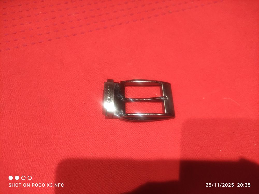 Boucle de ceinture Azzaro Vêtements