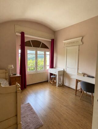  Maison à vendre 15 + pièces 360 m²