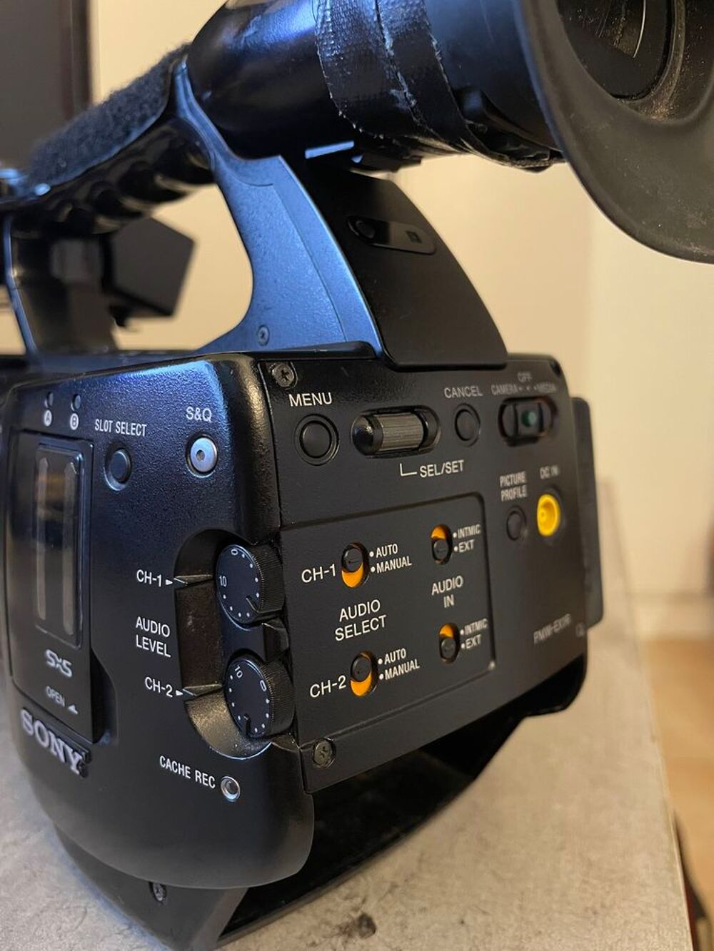 Cam&eacute;ra Sony PMW-EX1R ? 808h ? Bon &eacute;tat Photos/Video/TV