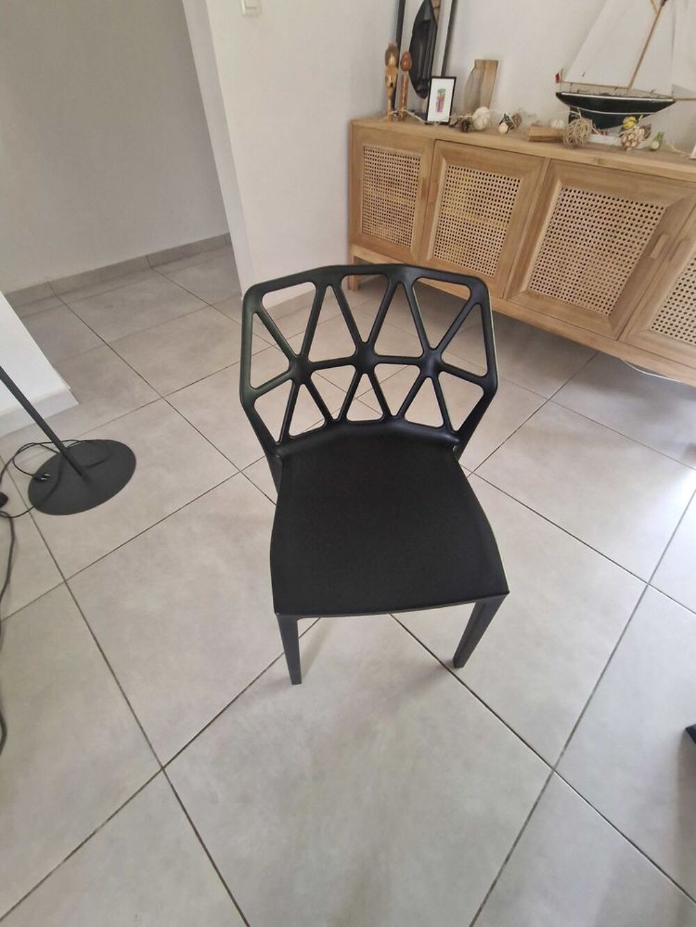 un ensemble salle &agrave; manger int&eacute;rieur Meubles