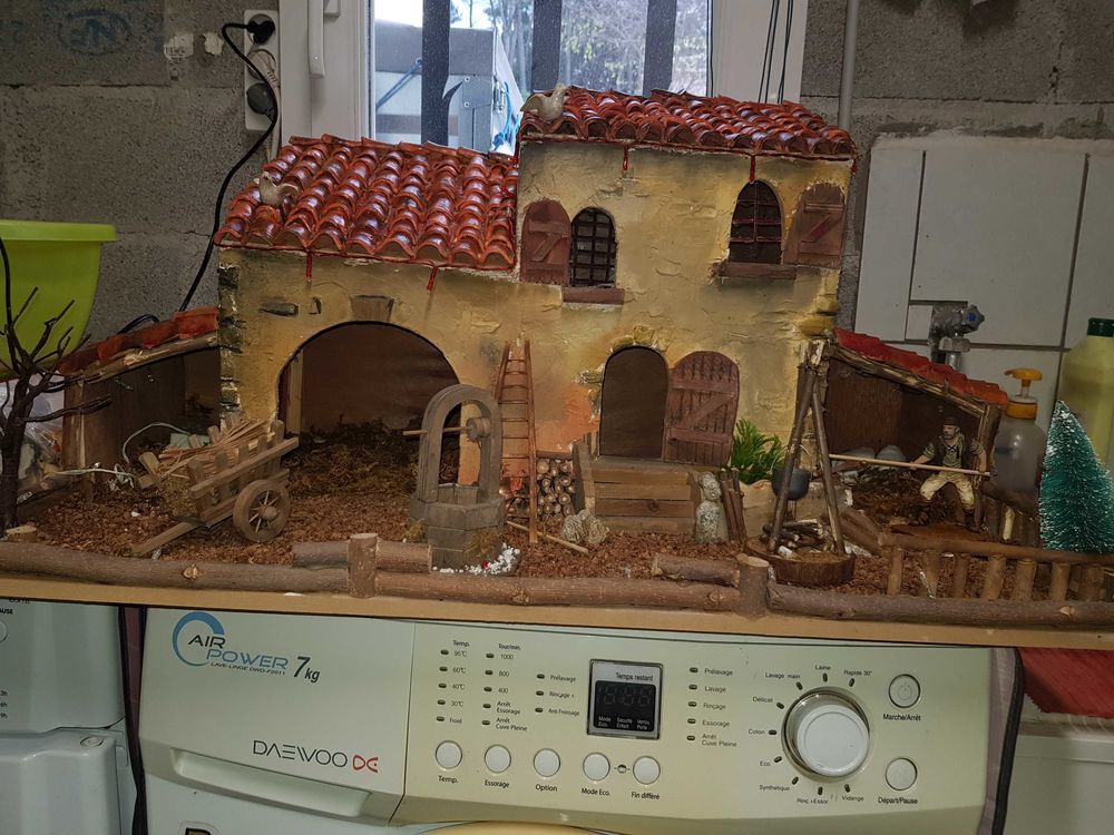 cr&egrave;che proven&ccedil;ale Décoration
