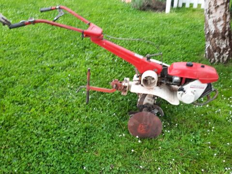 Motobineuse ISEKI 5CV ks 280 250 Ambars-et-Lagrave (33)