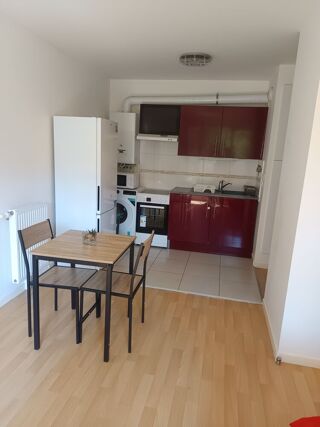  Appartement à louer 2 pièces 35 m²