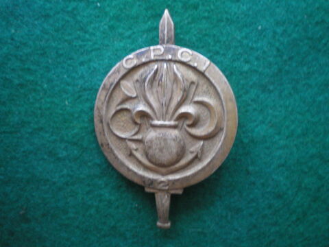 Insigne du Centre Perfectionnement Cadres d'Infanterie n2 10 Caen (14)