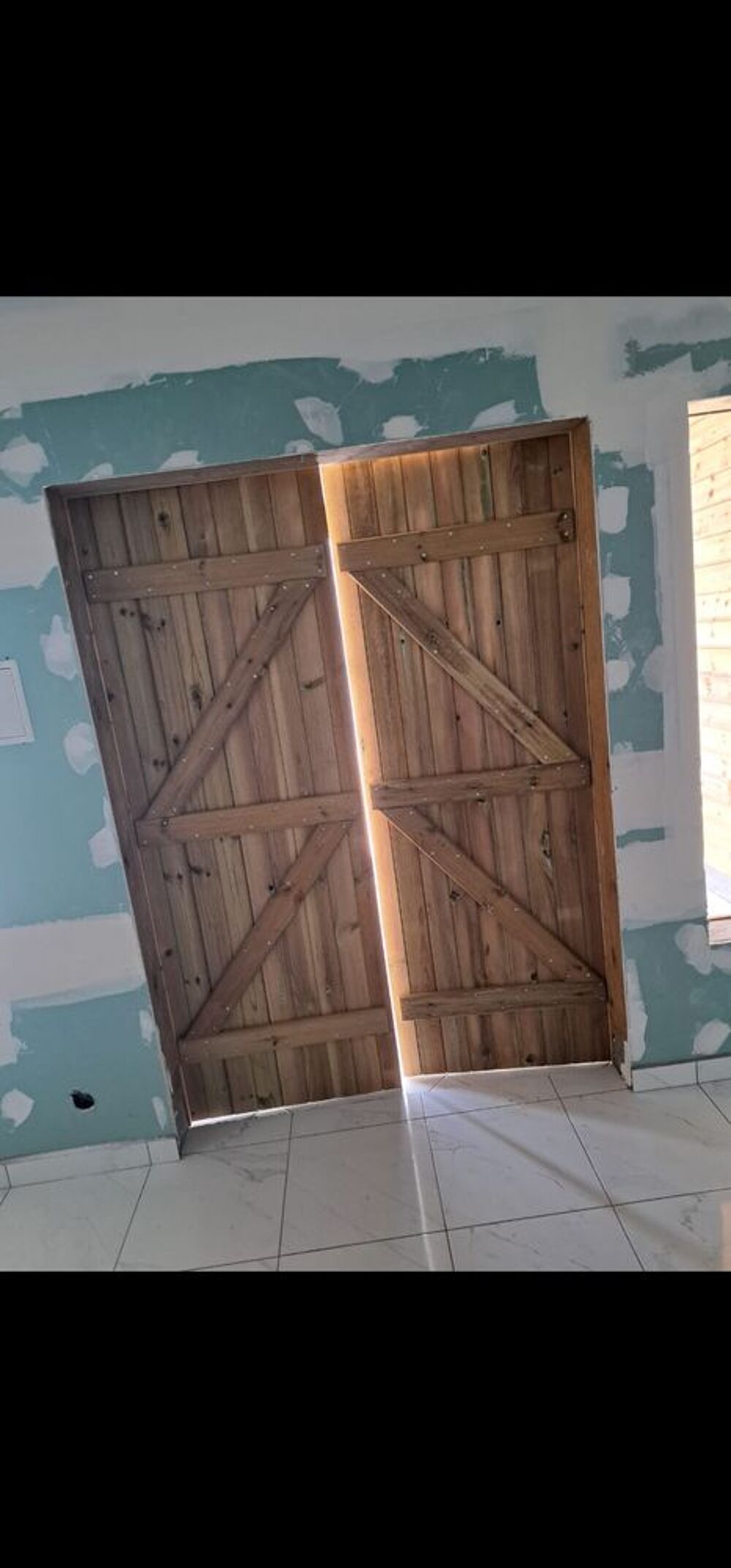 de deux portes battantes en bois Meubles
