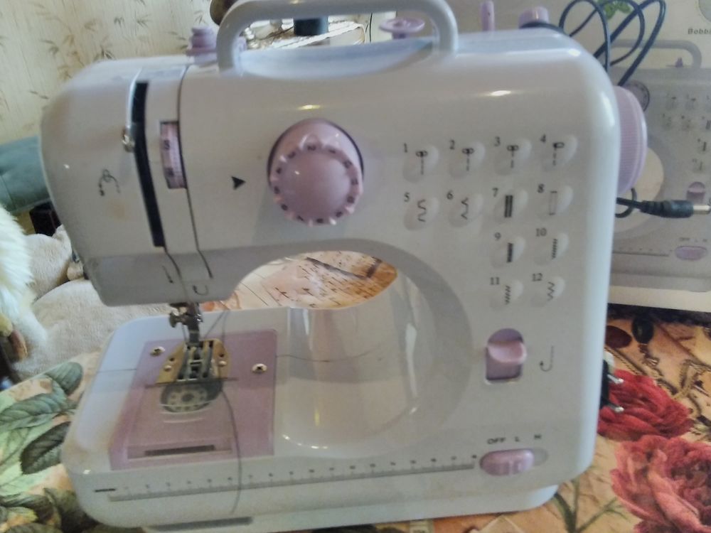 Machine &agrave; coudre Amazon Meubles