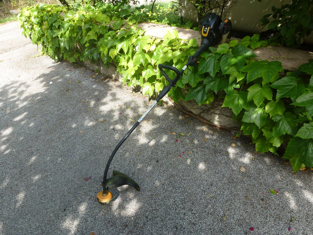 Petit coupe bordure MC CULLOCH Jardin