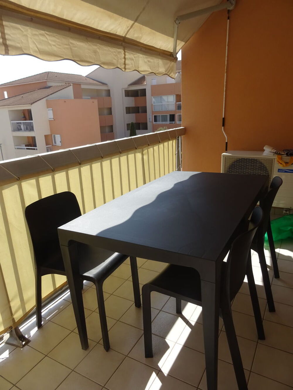   desistement 1er au 8 aout et promo juillet var agréable T2 Provence-Alpes-Côte d'Azur, La Seyne-sur-Mer (83500)