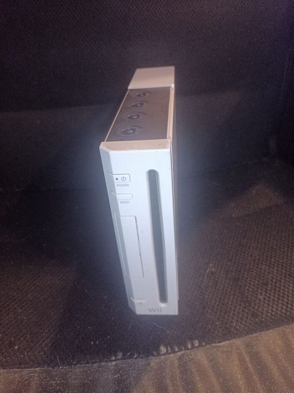 Wii+manette+2jeux Consoles et jeux vidéos