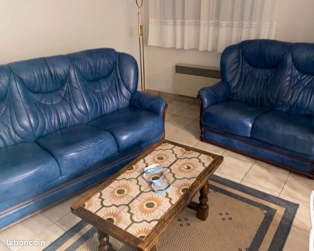 Ensemble canap&eacute;s cuir bleu 3 + 2 places Meubles