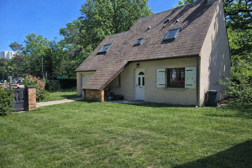 Vente Maison Maison 4 pièces 93m² - Orléans Orléans