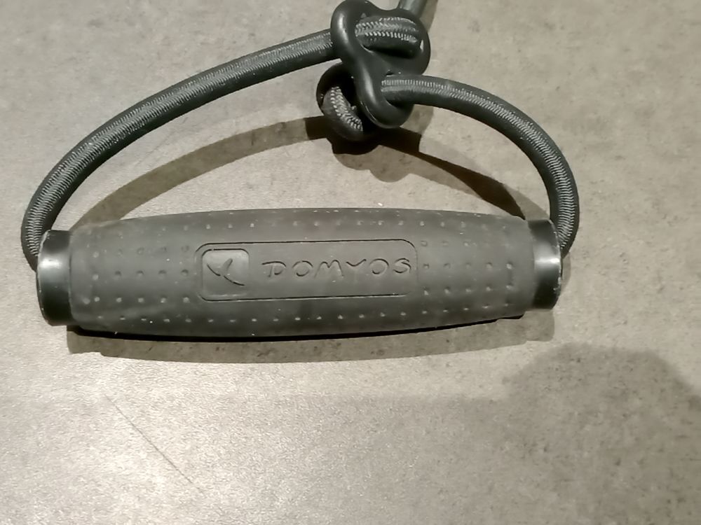 Appareil de gym et fitness: Abdo Gain Trainer tr&egrave;s bon &eacute;tat Sports