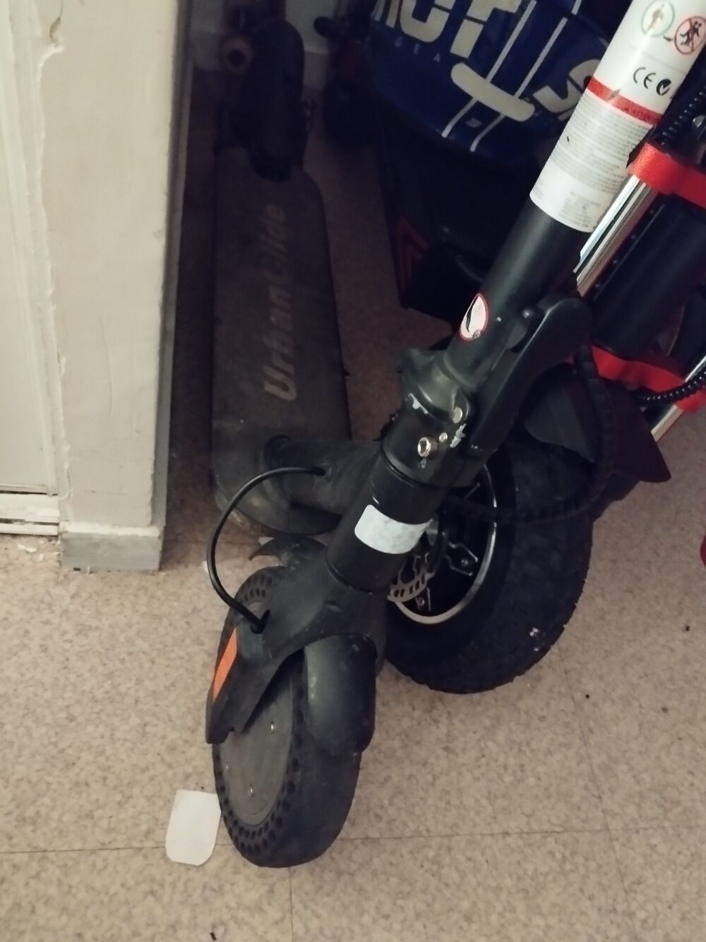 trottinette &eacute;clectique urbanglide Sports