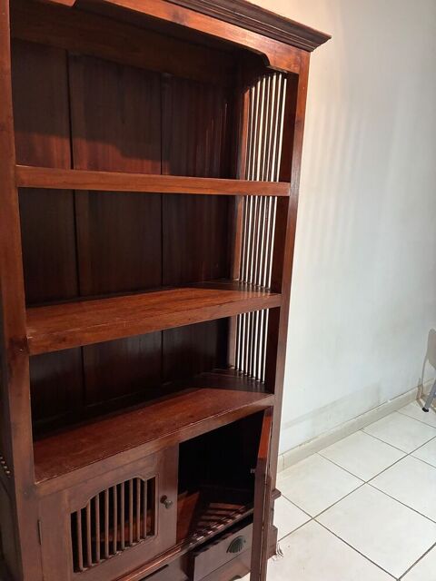 Buffet en bois de tamarin  Sainte-Clotilde (97)
