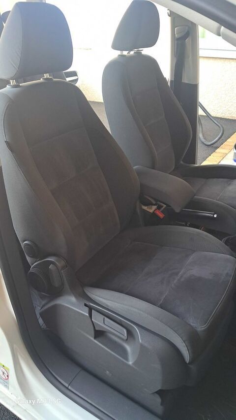 Volkswagen touran Vw  2.0 tdi 140 7 places Attelage amovib