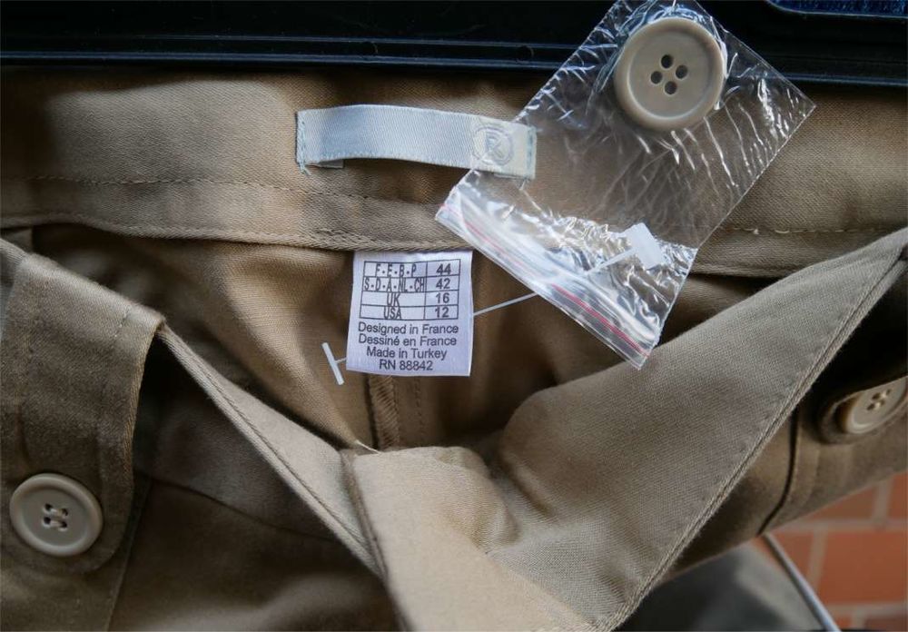 Pantalon camel satin&eacute; V�tements