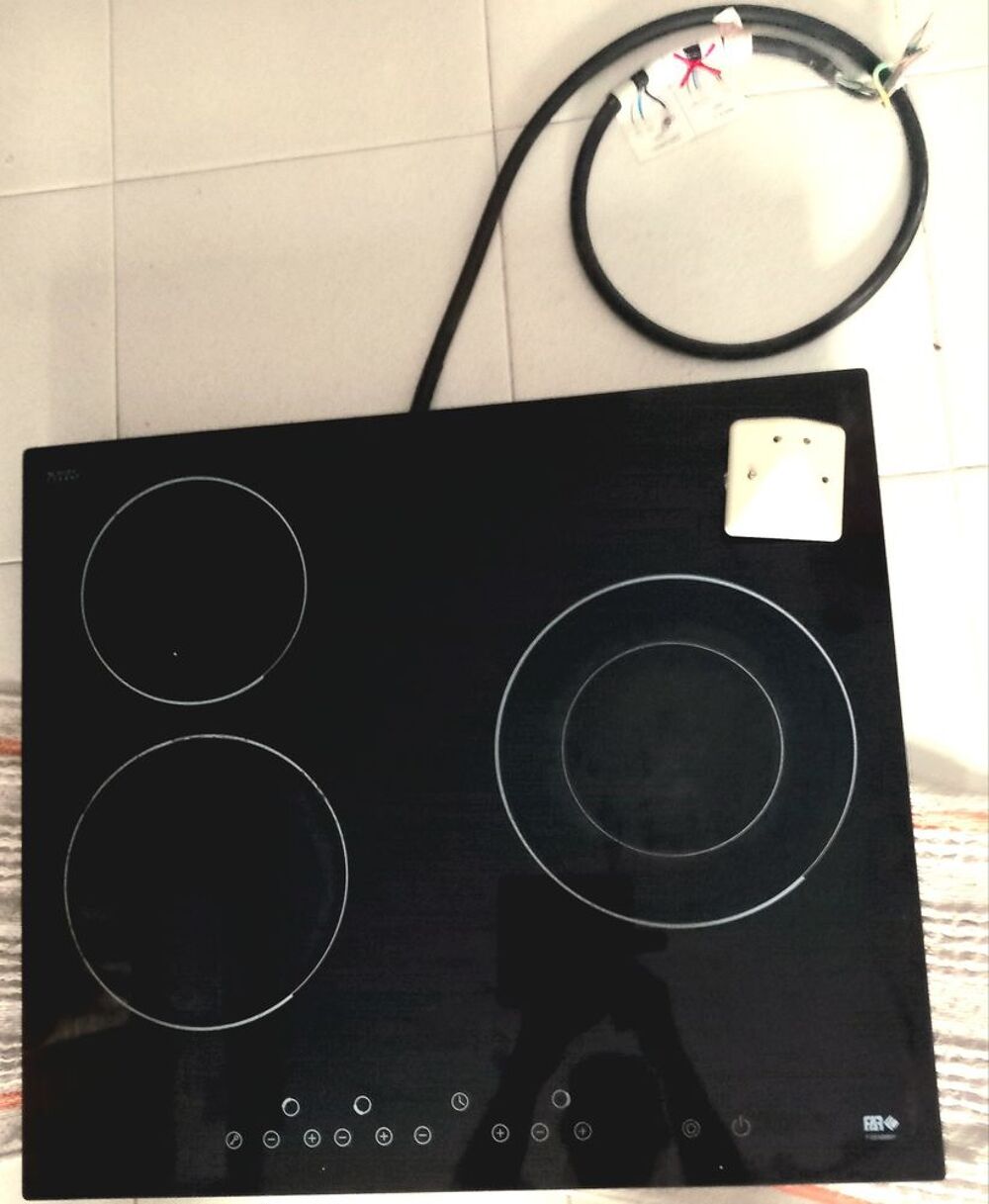 PLAQUE DE CUISSON 3 FEUX Electroménager