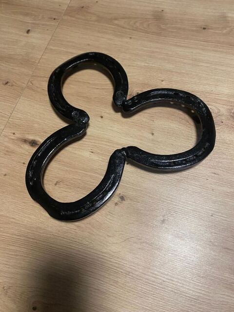 dessous de table fer � cheval 10 Boulbon (13)