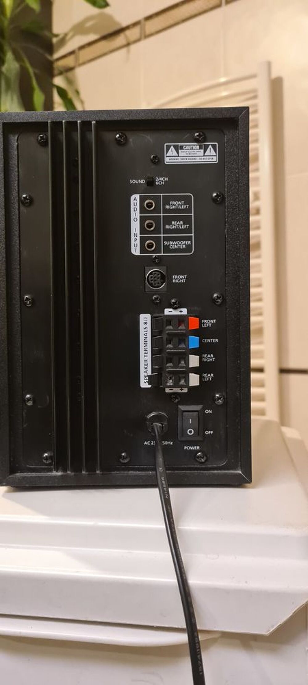 Caisson de basse et 5 satellites connexion jack Audio et hifi