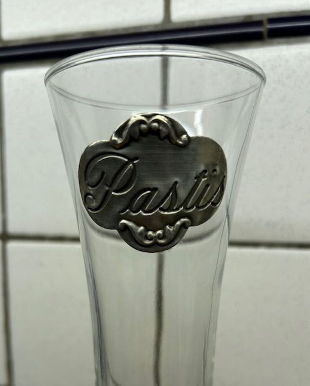 6 VERRES pastis + 2 CHOPES bi&egrave;re " ETAIN " Cuisine