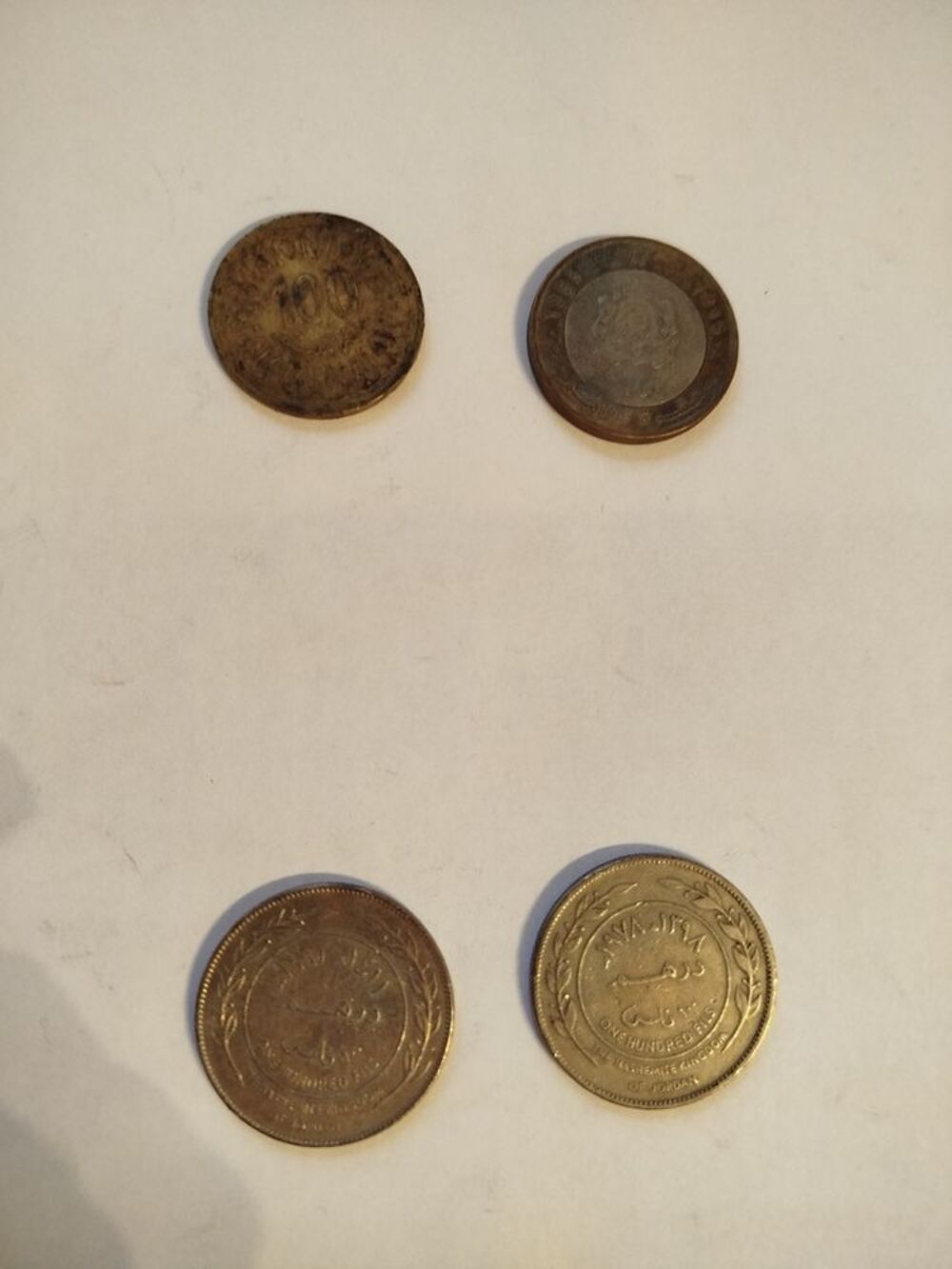 Lot pi&egrave;ces du monde 