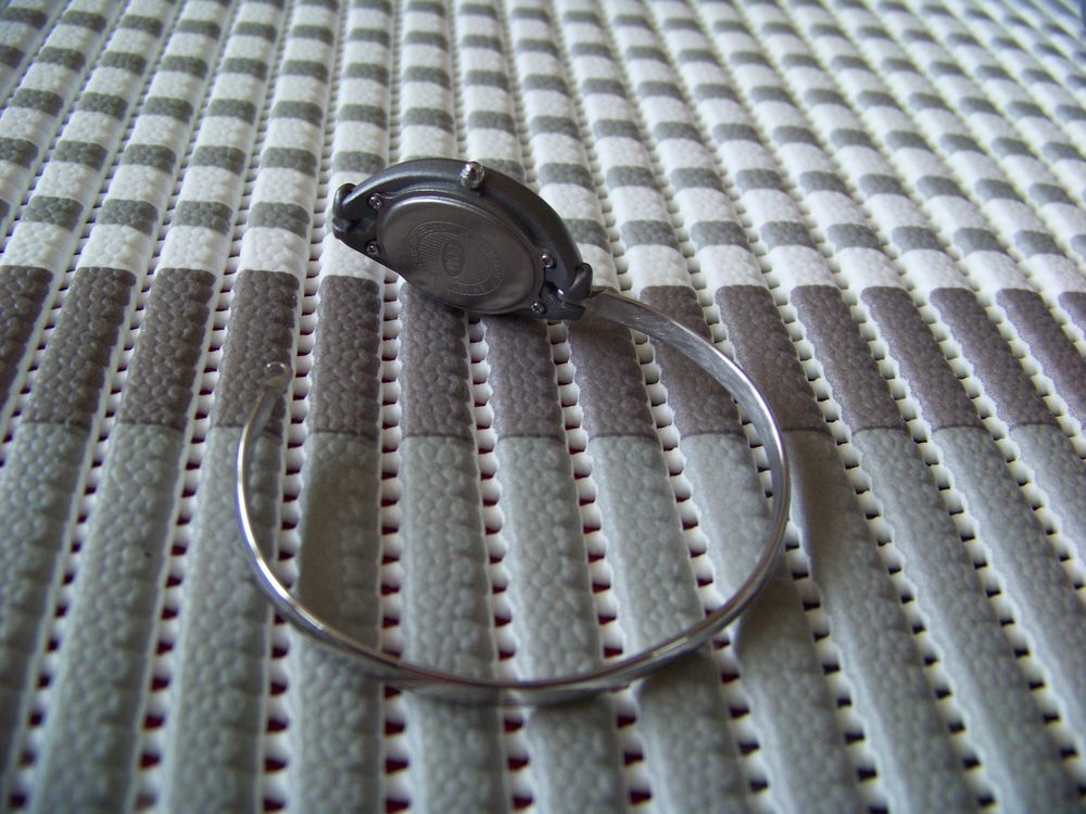 Montre jeune femme/jeune fille Marque Jennyfer Bijoux et montres