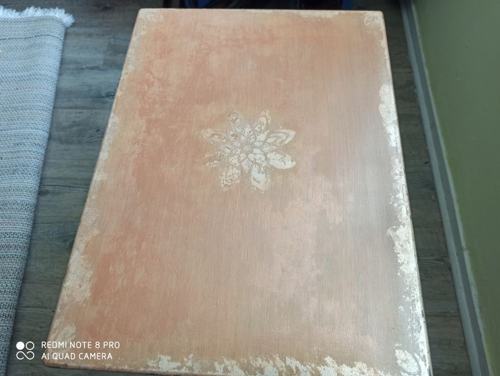 Meuble avec dorures bois massif Meubles