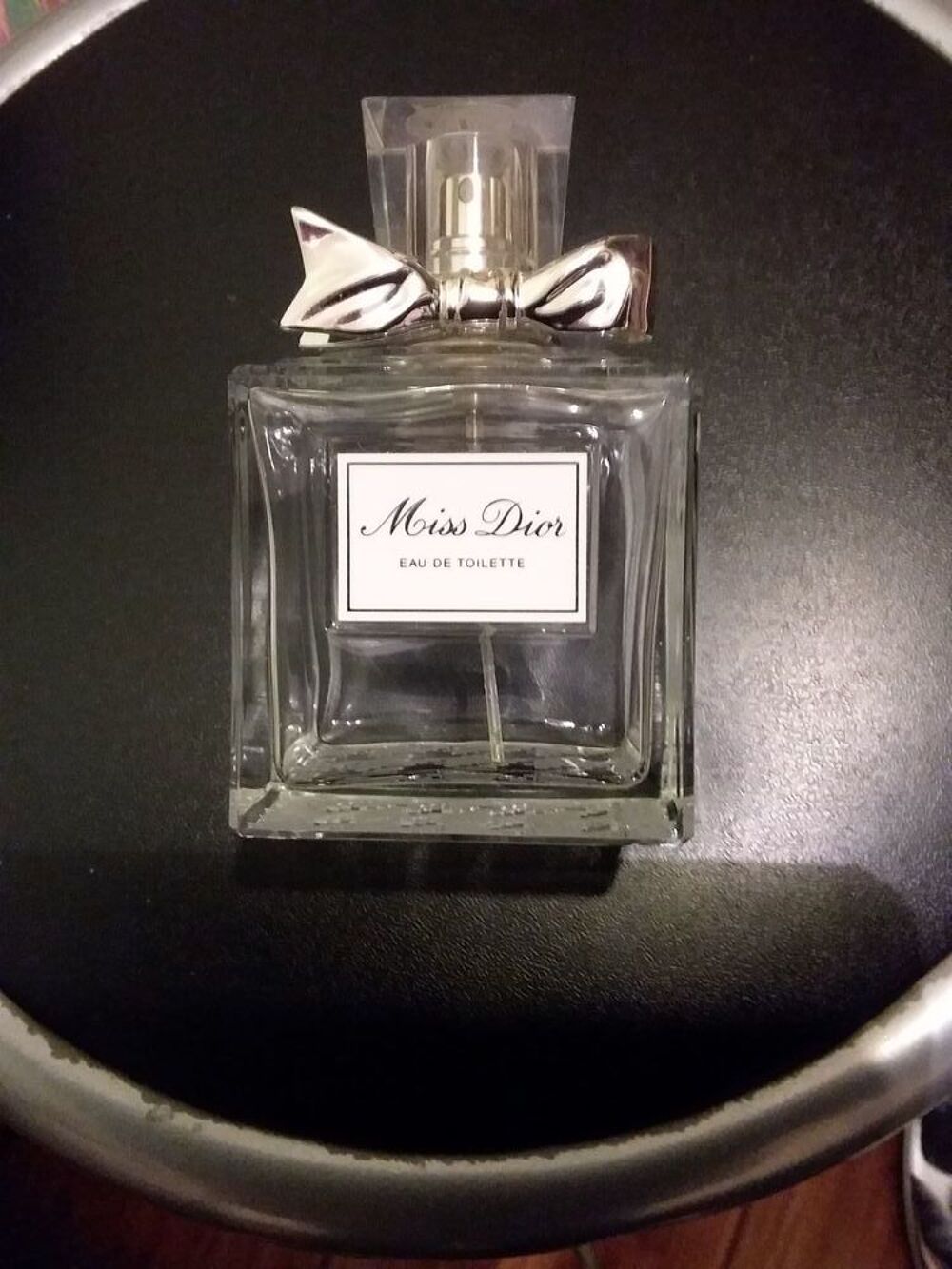 1 flacon de parfum vide

