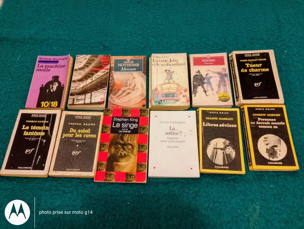 Livres, romans, divers, vendus en lots de 5, au choix Livres et BD