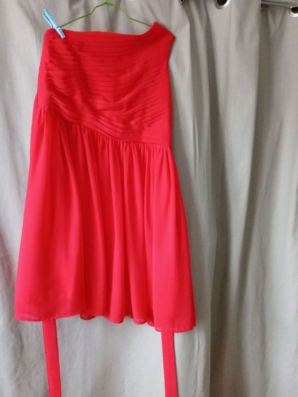 Robe de c&eacute;r&eacute;monie fillette Vêtements