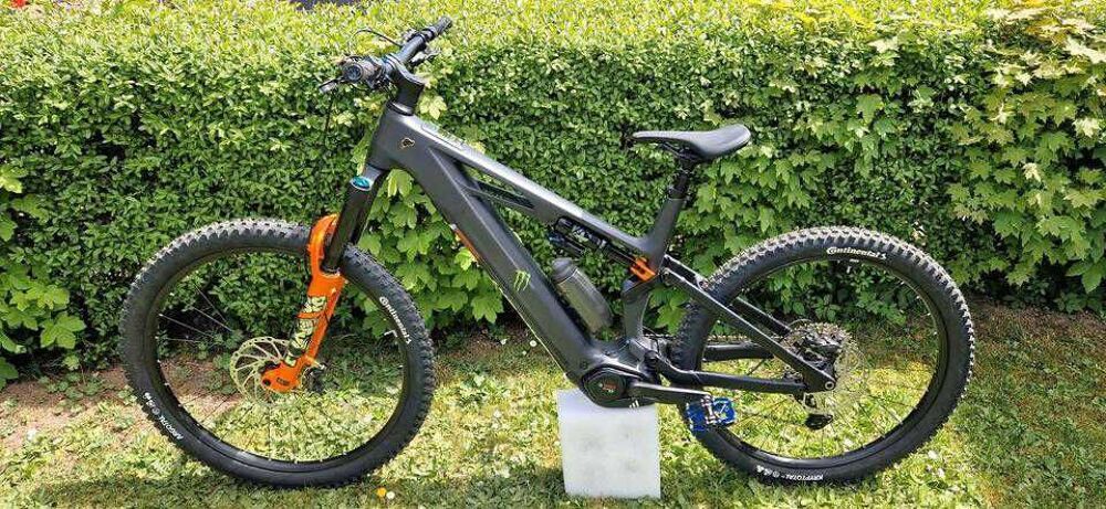 Cube ONE77 SLX 800 2026 XL €" Enduro &eacute;lectrique haut de gamme, quasi neuf ! Vélos