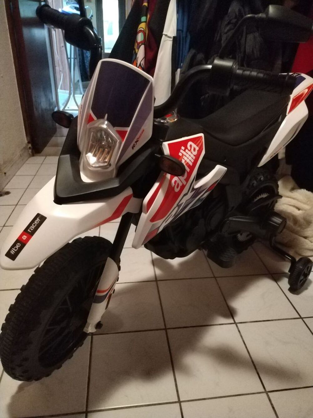 Moto &eacute;lectrique enfants Jeux / jouets
