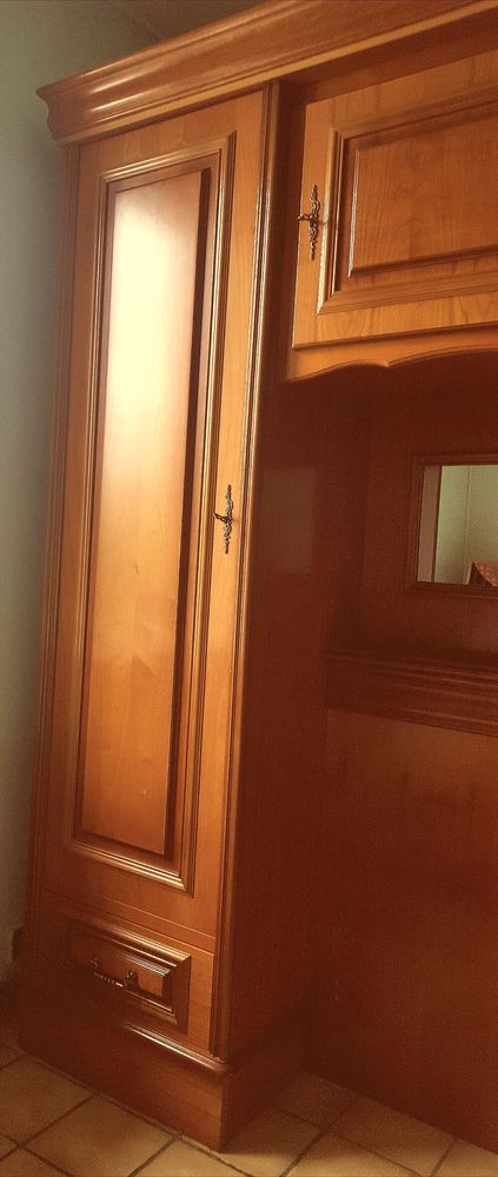 Magnifique armoire-pont robuste grande capacit&eacute; de rangement Meubles