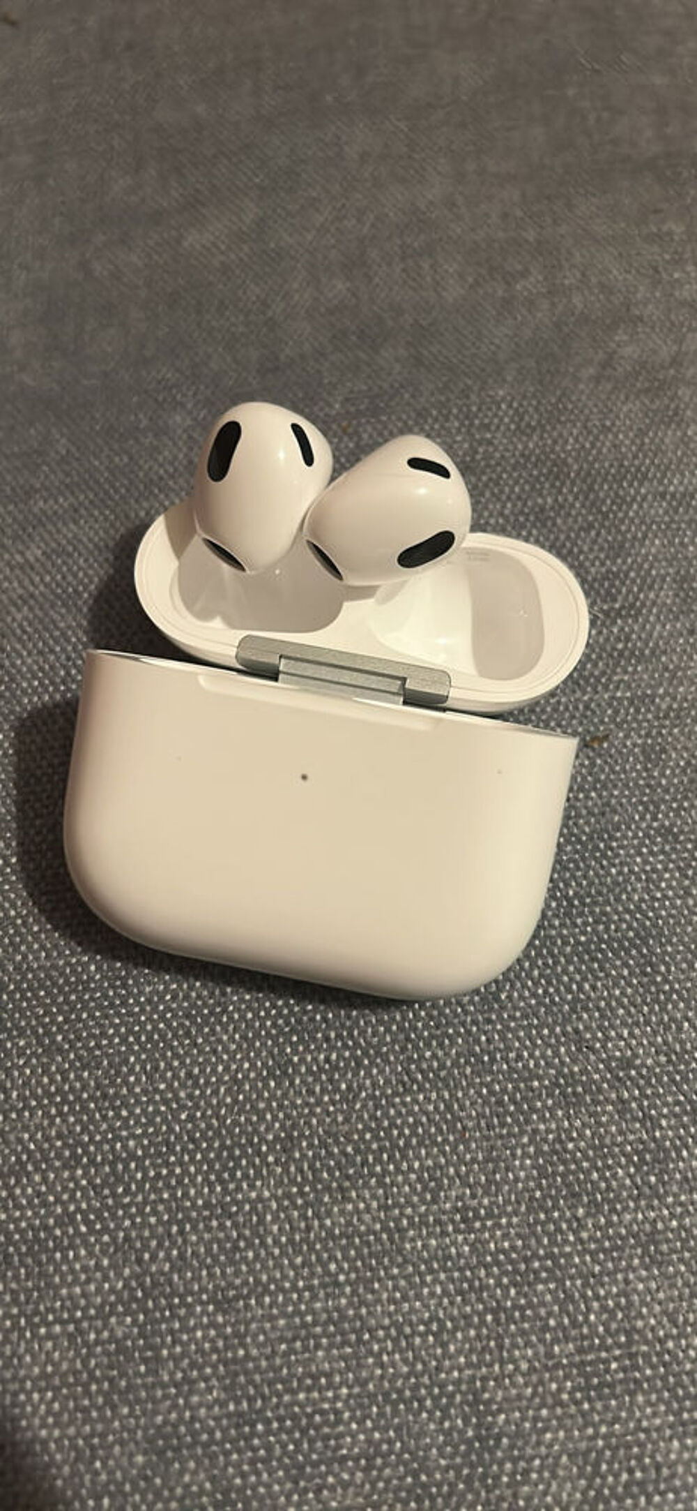 Apple AirPods (3&aacute;&micro;‰ g&eacute;n&eacute;ration) avec Bo&icirc;tier de Charge MagSafe €‹€‹€‹€‹€‹€‹€‹ Audio et hifi