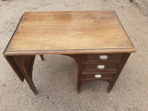 Bureau ancien
50 Digoin (71)