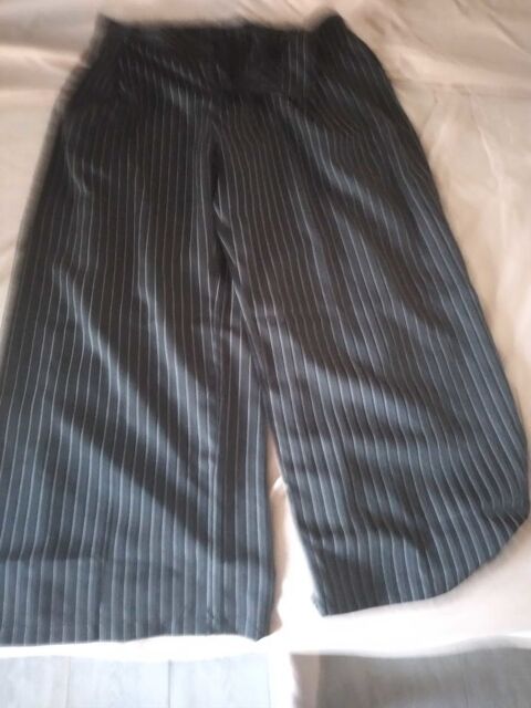 pantalon jambes larges 11 Marseille 8 (13)